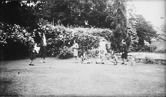 0096, PW 090,  30 Jun 1950, Group front lawn