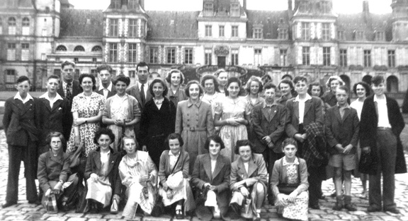0223, BG 105,    6 Aug 1951, French trip - Fontainbleau