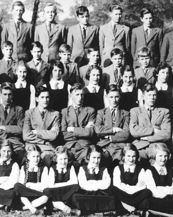 0248, 1951-07, 10 Oct 1951, Annual School Photo  BGS 7 of 8