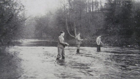 0160, C51 22C aka C51 22A &amp; PW 116, 21 Mar 1951, Three Boys and a Trout