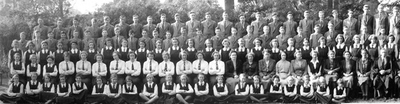0258, 1951-29, 10 Oct 1951, Annual School Photo  BGS 1 + 2 + 3 + 4