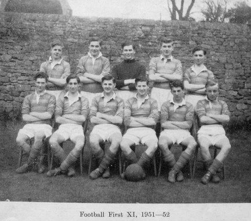 0293, C52 24C, 9 Apr 1952, Football First XI, 1951-52
