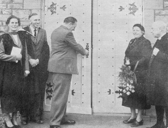 0404, C53 23A, 1 Apr 1953, Official Hall Opening November 1952