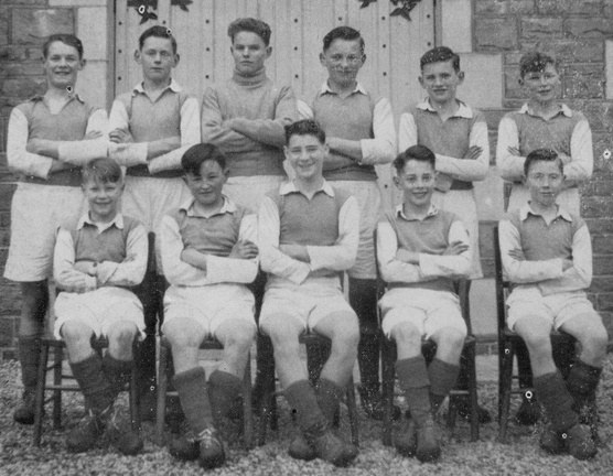 0412, C53 24C,  1 Apr 1953, Under 15 Football XI, 1952-53