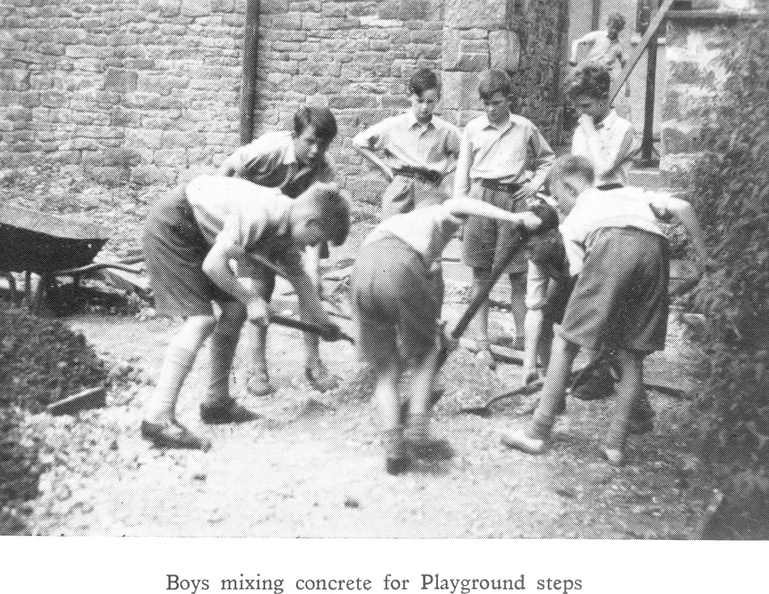 520, C54 22H, 14 Apr 1954, Boys mixing concrete.jpg