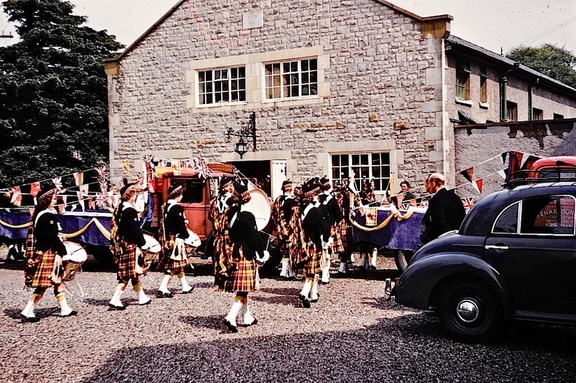 0574, PW 025,    3 Jul 1954, Pipe Band