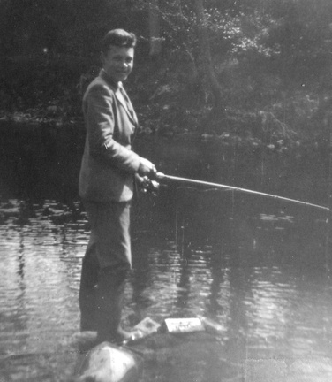 0823, MF x,        9 Jun 1956, John Graves