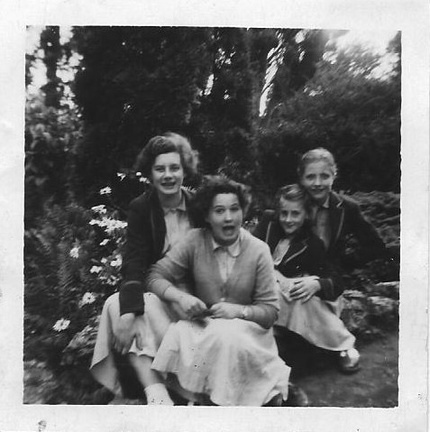0826, JR am,    20 Jun 1956, Jane Williams, Alison Wood, Pauline Bentley &amp; Elisabeth Aainsworth