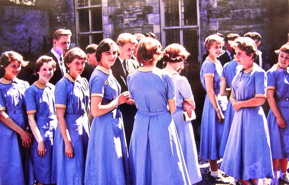 1043, PW 021, 8 Jun 1958, John Edwards, Valerie Gill, Michael Holden, June Errington, Pauline Battersby &amp; Others