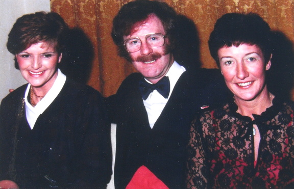 1342, B 1A 13, 17 Sep 1983, Reunion - Sheila Kirk, John Houghton &amp; Marion Flintoff