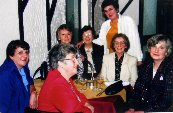 1355, B 2A 41,   6 Aug 1997, Reunion- Doris Fletcher, Stephanie Wilkinson, Linda Riding, Barbara Singleton, Non BGS, Joan Riding &amp; Elisabeth Ainsworth