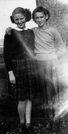 0715.00, MF t, 16 Jun 1955, Jean Flitcroft &amp; Judy Lee