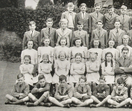 4.01, 1949-01, 11 May 1949, Annual School Photo 1 of 8