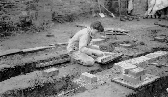 0105.10, JW 095, 16 Sep 1950, Foundations Woodwork shop