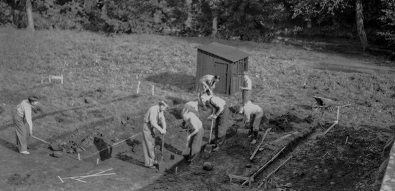 0105.14, JW 103, 16 Sep 1950, Foundations Woodwork shop