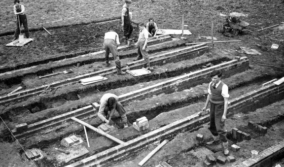 0105.19 JW 110, 16 Sep 1950, Foundations Woodwork shop