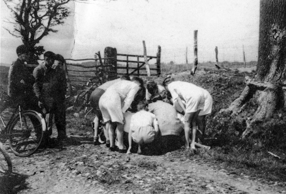 0105.30, JW 077, 16 Sep 1950, Cross country briefing