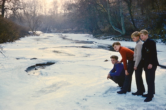 1307.76, PW 039, 1 Feb1963, Boys on ice