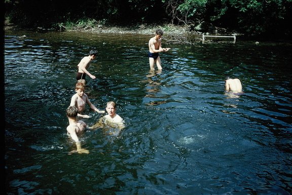 1231.06, JW 6113, 8 Jul 1961, Swimming in the summer