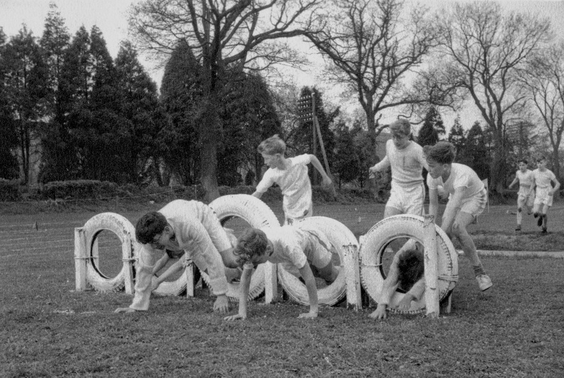 1135.20, JW 149. 22 Jul 1959, Sports Day 1959 - Boys Obstacle race.jpeg