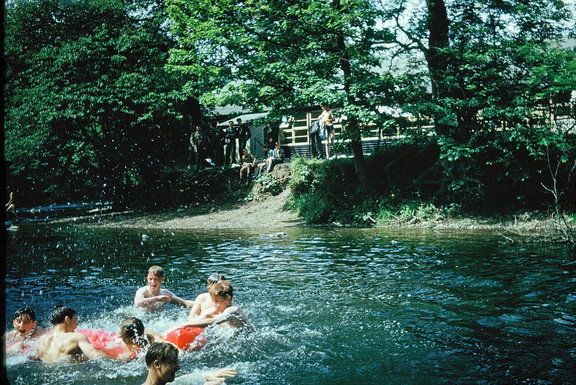 1040.60, JW 6131, 1 Jun 1958, Boys having fun with a float