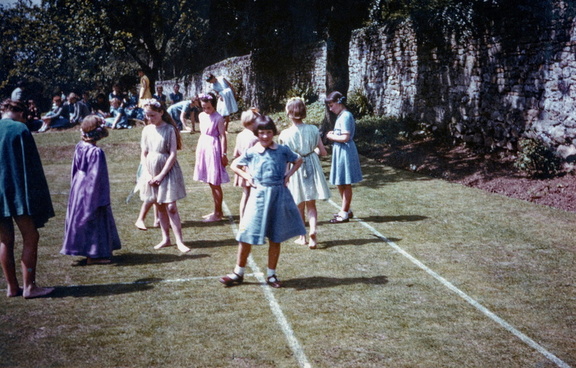 1054.10, JW 119, 4 Jul 1958, In costume for A Midsummer Night's Dream rehersal