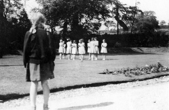 0002.20, JW 065, 2 Jul 1948, Garden Fête final rehersal