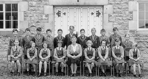 0868.75, JW 052, 1 Nov 1956, Miss Cockerill's Form