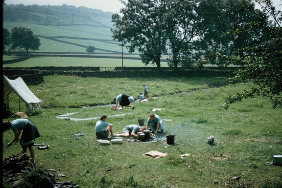 0949.01, JW 6025, 2 Jun 1957, Guides at camp