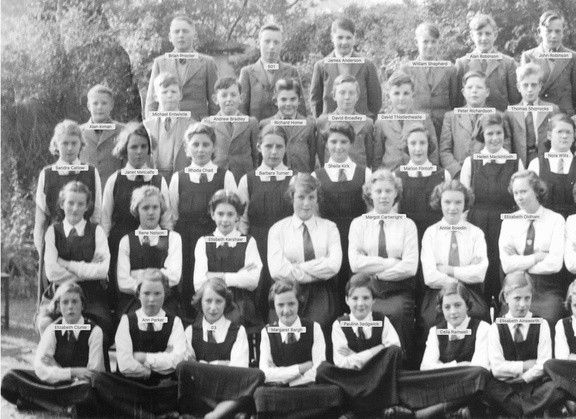 0231.00, 1951-09, 10 Oct 1951, Labels - Annual School Photo 1 of 8