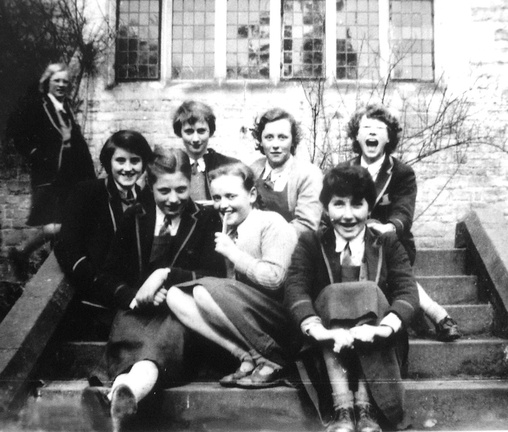 0827.00, JR ag, 1 Jul 1956, Sitting on steps - Wendy Fell, Catherine Lee, Joan Riding, Jill Garnett, Elisabeth Ainsworth, Mary Barton &amp; Barbara Wilkinson