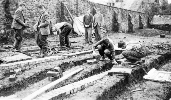 0105.07, JW 109, 16 Sep 1950, Foundations Woodwork shop