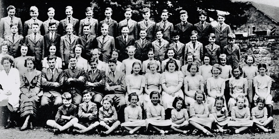 0095.05, 1950-05, 14 Jun 1950, Annual School Phot C