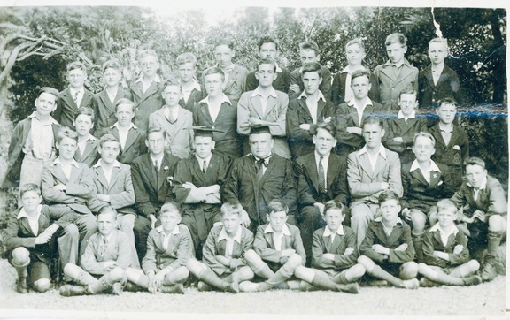 0.04, 1935-01, 7 Aug 1935, Annual School Photo